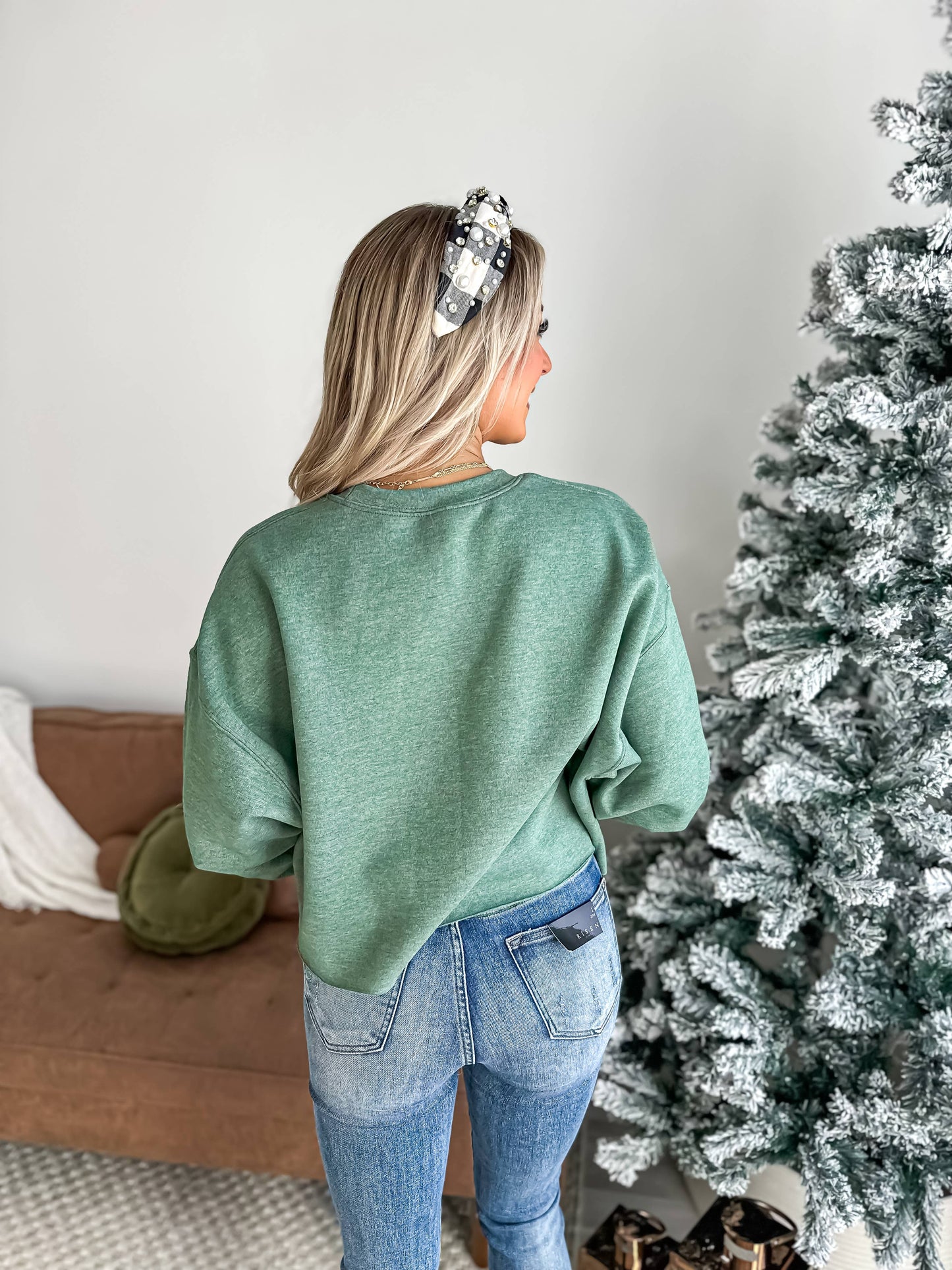 Merry MonochromeSweatshirt